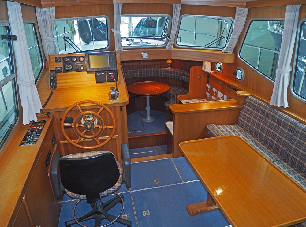 Stuurhuis, Accommodatie